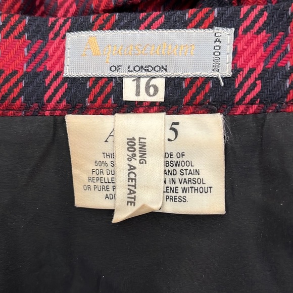 EUC Aquascutum suit - Picture 14 of 15